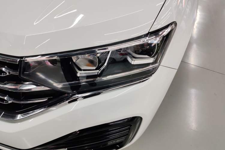 Used Volkswagen Tayron 2021 380TSI All-Wheel Drive R-Line Connected Version
