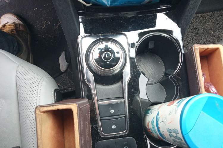 Used Ford Escape 2020 EcoBoost 245 Four-Wheel Drive Luxury Edition