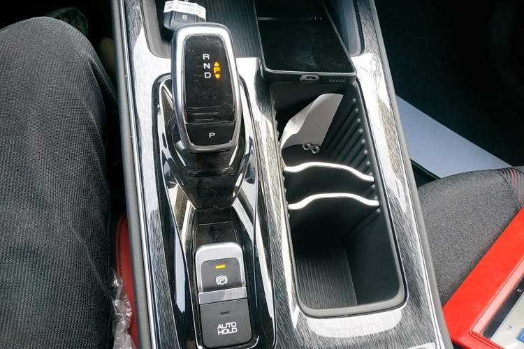 Used Dongfeng Aeolus Yixuan MAX 2024 1.5T Luxury Edition
