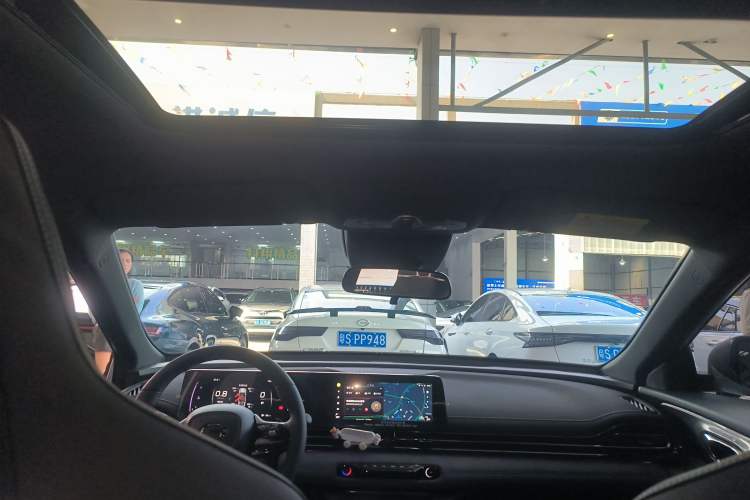 Used GAC Trumpchi EMPOW 2024 400T Automatic Yingbao R PRO Edition
