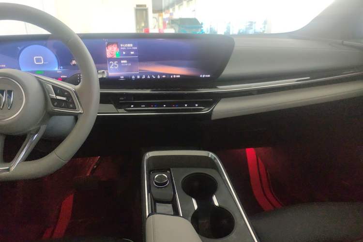 Used Buick E4 2023 Deluxe Edition