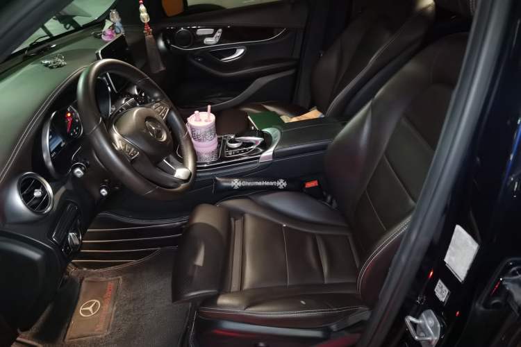 Used Mercedes-Benz GLC 2017 GLC 260 4MATIC Dynamic Edition
