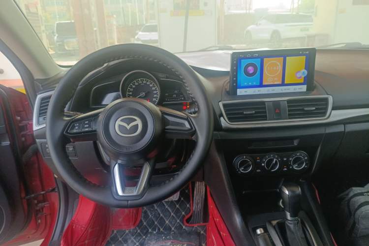 Used Mazda Mazda 3 Axela 2017 Sedan 1.5L Automatic Comfort Model Emission Standard China V
