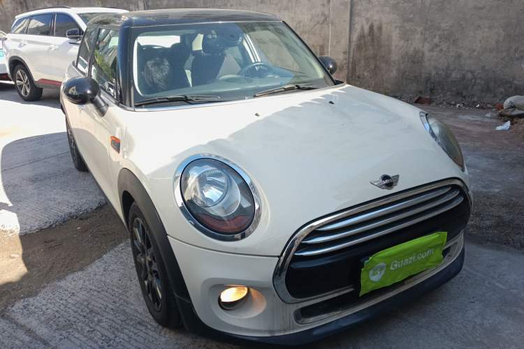 Used  MINI 2015 1.5T COOPER Fun Five-Door Edition
