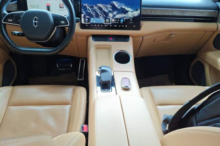 Used Hima AITO M5 2022 Extended-Range Four-Wheel Drive Performance Version
