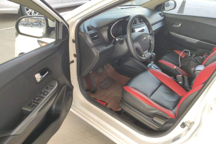 Used Kia K2 2015 Sedan 1.4L Automatic GLS
