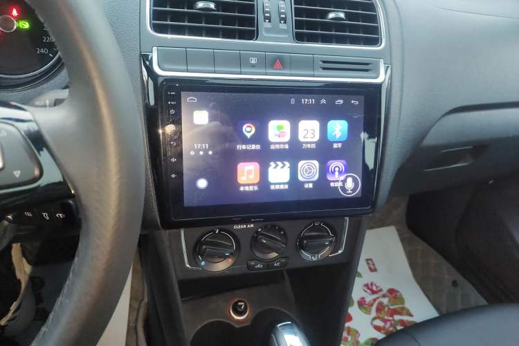 Used Volkswagen Polo 2016 1.6L Automatic Comfort Model