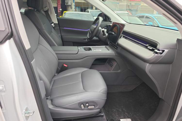 Used XPeng G6 2025 625 Long-Range Max Flagship Edition
