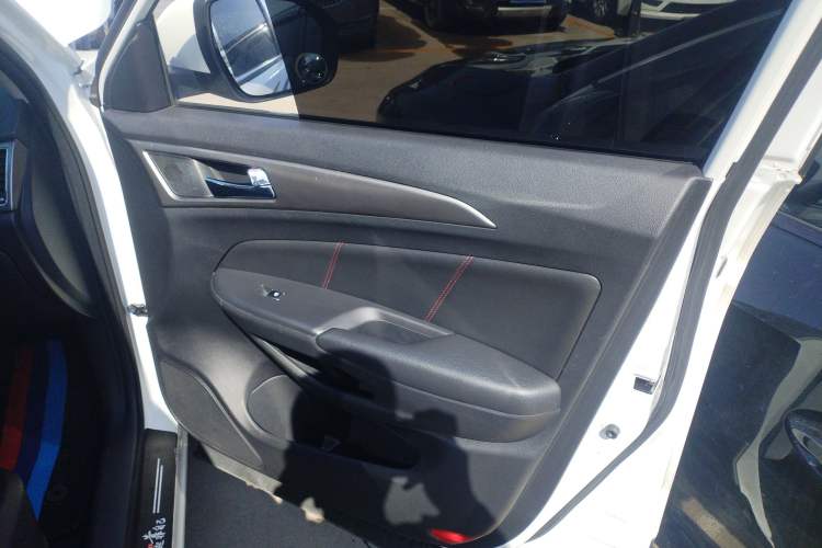 Used Changan CS75 2016 2.0L Manual Luxury Version China V Standard