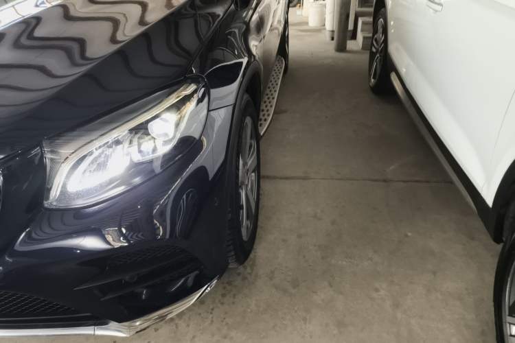 Used Mercedes-Benz GLC 2017 GLC 260 4MATIC Luxury Model