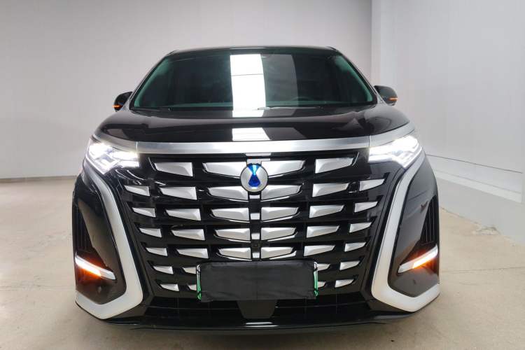 Used Denza D9 2022 DM-i 970 Four-Wheel Drive Prestige Model