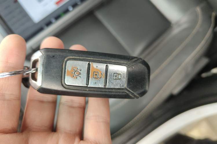 Used SWM X7 2016 1.5T Manual Luxury Edition 7 Seats