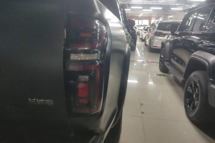 Used Great Wall Poer 2023 2.0T Off-Road Edition Automatic Diesel 4x4 Mount Everest Version
