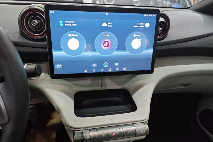 Used BYD Dolphin 2021 405 km Fashion Edition
