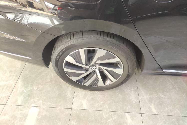 Used Volkswagen Passat New Energy 2023 430 PHEV Hybrid Luxury Edition
