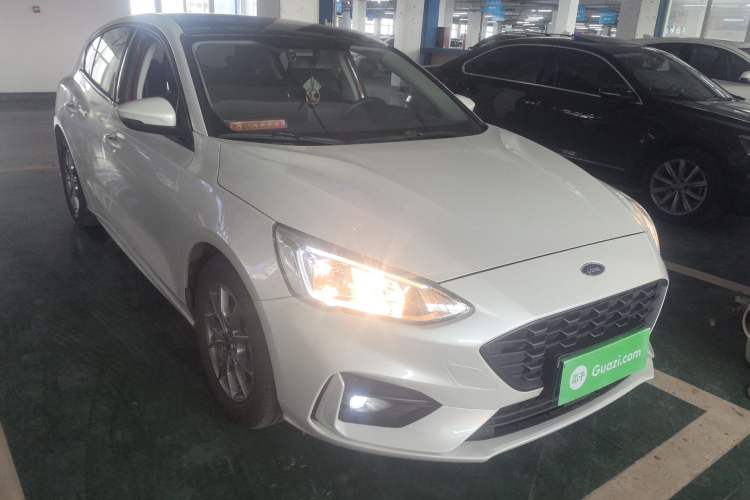 Used Ford Focus 2020 Hatchback 1.5L Automatic Sharp Edition
