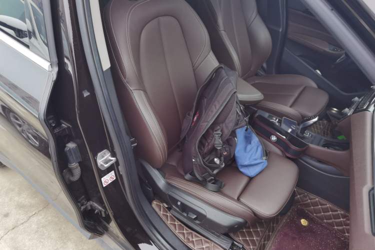 Used BMW X1 2020 sDrive25Li Leading Model
