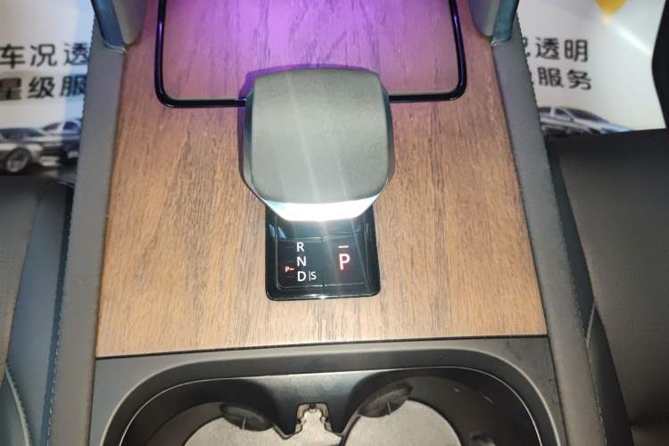 Used Land Rover Discovery Sport 2024 Performance Tech Edition