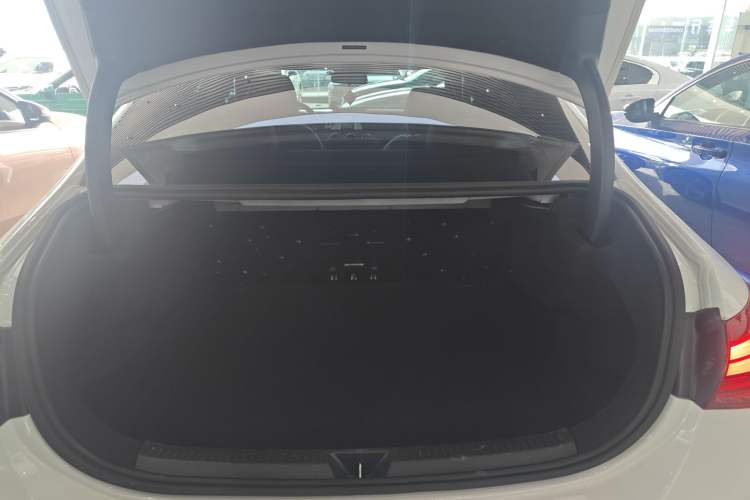 Used Mercedes-Benz A-Class 2023 A 200 L Fashion Model
