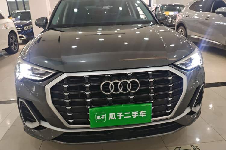 Used Audi Q3 2020 35 TFSI Fashion Dynamic Model
