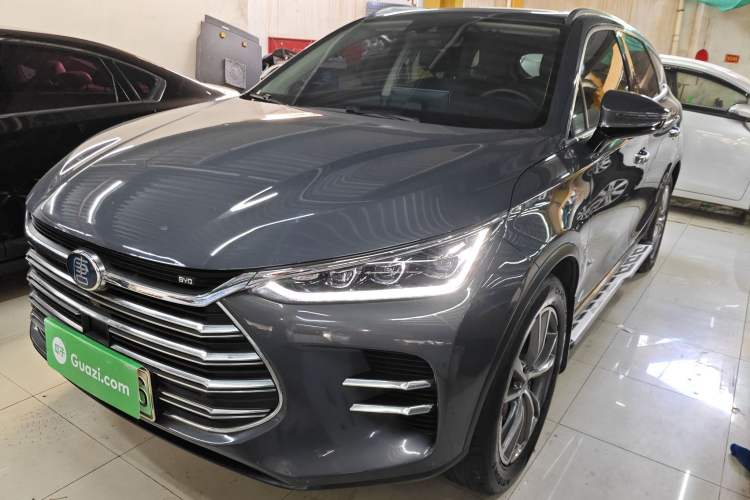 Used BYD Tang New Energy 2018 DM 2.0T All-Wheel Drive Smart Connectivity Luxury Model 7 Seats China V Emission Standard