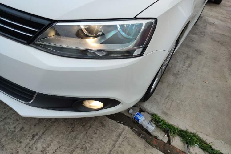 Used Volkswagen Sagitar 2014 Revised Version 1.6L Automatic Leading Edition
