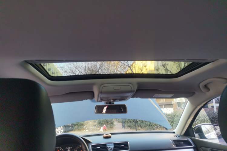 Used Volkswagen Passat 2015 1.8TSI DSG Prestige Edition
