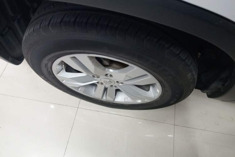 Used Changan CS75 2017 Shangkui Edition 1.5T Manual Fengxiang Model
