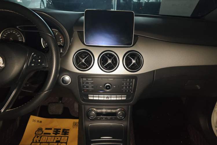 Used Mercedes-Benz B-Class 2018 B 200 Fashion Model
