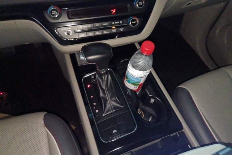 Used Kia Carnival 2017 2.2T Luxury Edition China V Standard
