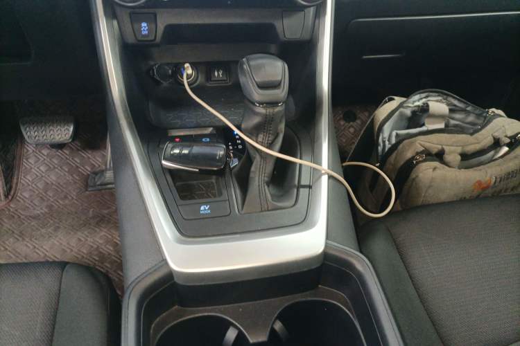 Used Toyota RAV4 2020 Dual-Engine 2.5L E-CVT Two-Wheel Drive Elite Edition