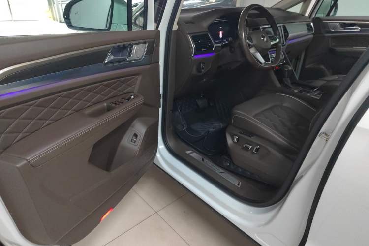 Used Volkswagen Viloran 2020 380TSI Prestige Edition
