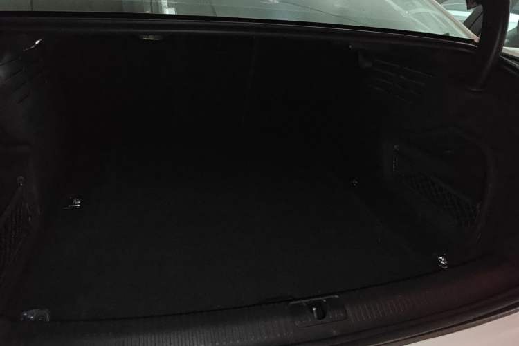 Used Audi A4L 2018 30th Anniversary Edition 40 TFSI Fashion Model
