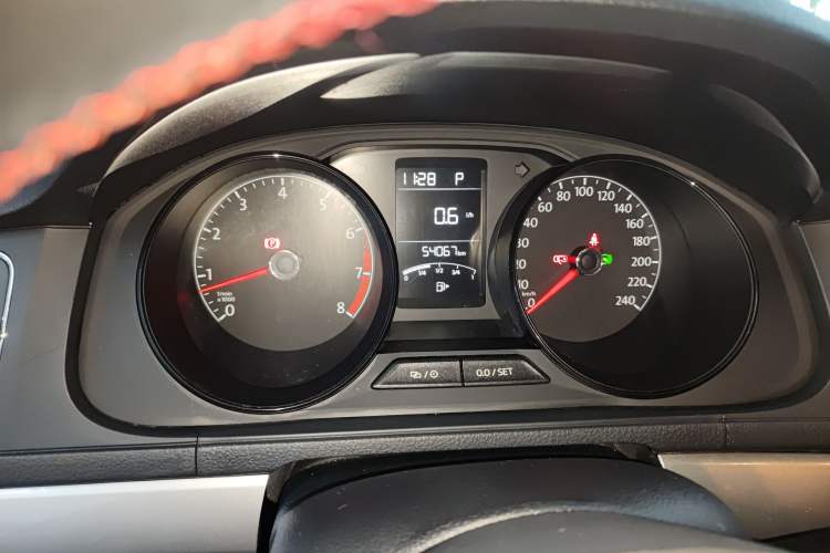 Used Volkswagen Lavida 2017 1.6L Automatic Fashion Edition
