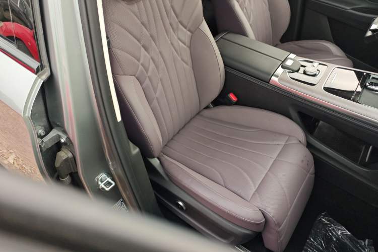 Used Chery Tiggo 9 C-DM 2025 1.5T 106KM Ultra-Comfort Edition 5 Seats Lithium-NMC
