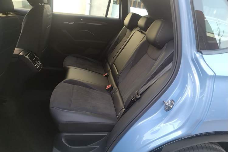 Used Volkswagen Tiguan L 
