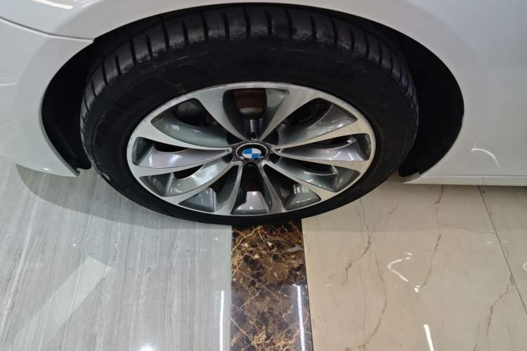 Used BMW 5 Series 2017 525Li Leading Model