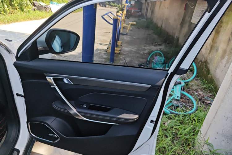 Used Geely Auto Emgrand X7 Sport 2020 1.8TD DCT ZhiZun PRO
