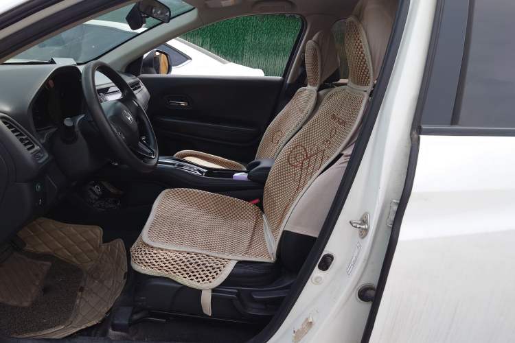 Used Honda Vezel 2015 1.5L CVT two-wheel drive Comfort trim
