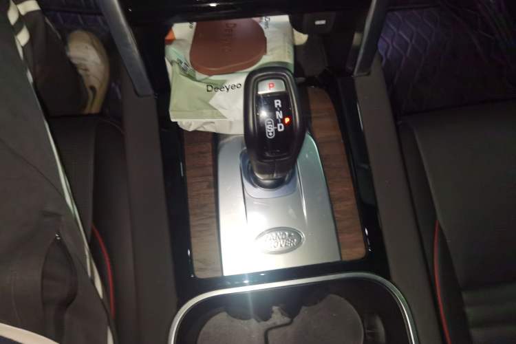 Used Land Rover Discovery Sport 2022 249 PS R-Dynamic SE Performance Tech Edition 5 Seats