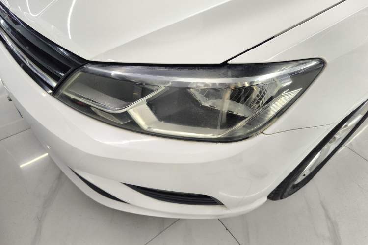 Used Volkswagen Lamando 2017 230TSI DSG Fashion Edition
