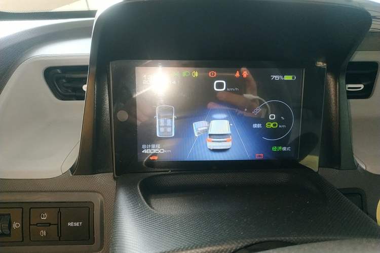 Used Wuling Hongguang MINIEV 2021 Macaron Fashion Model Lithium Iron Phosphate
