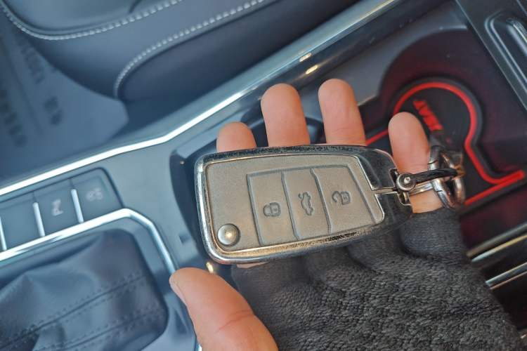 Used Volkswagen Passat 2017 330TSI DSG Luxury Edition
