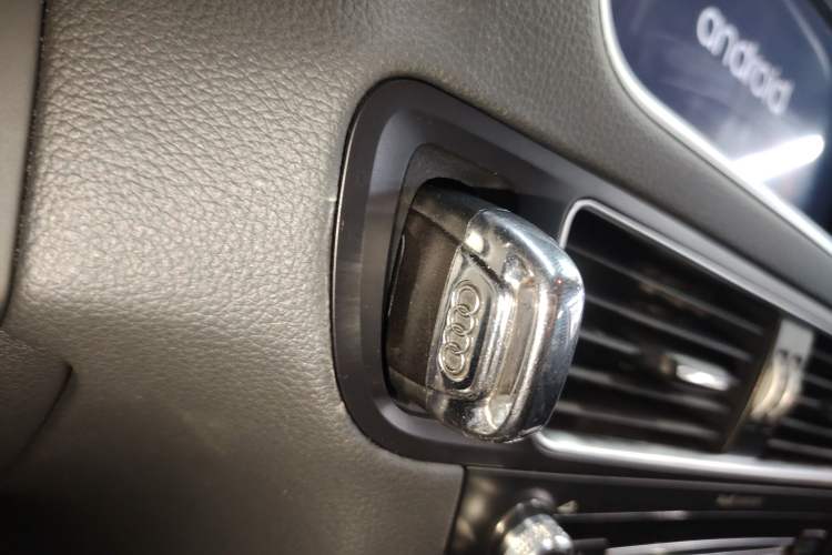 Used Audi Q5 2017 Plus 40 TFSI Ambition Model