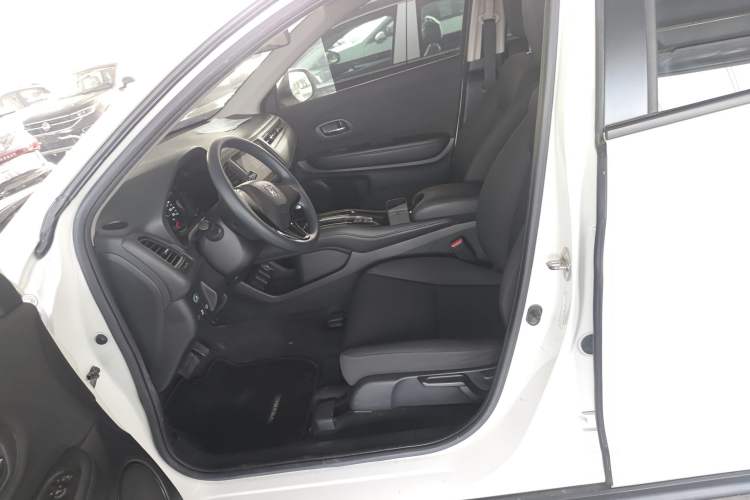 Used Honda Vezel 2020 1.5L CVT Elite Edition
