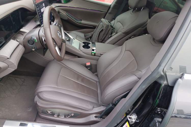 Used Denza Z9 2024 1100 km All-Wheel-Drive Ultra Version