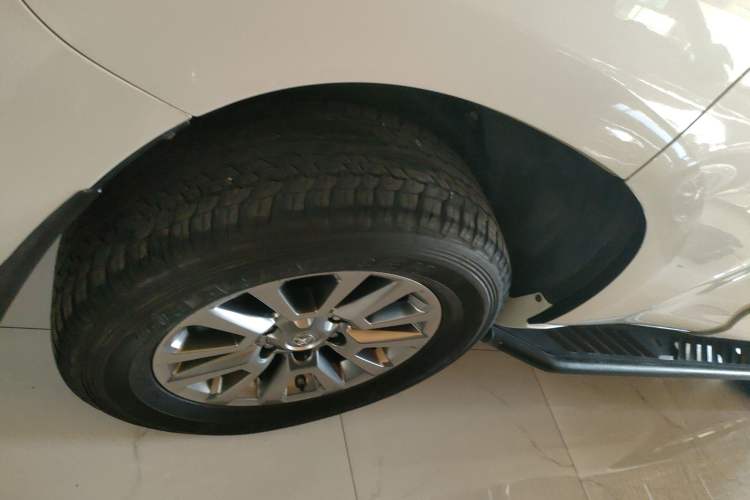 Used Toyota Prado 2018 3.5L Automatic VX NAVI with Rear-Mounted Spare Tire
