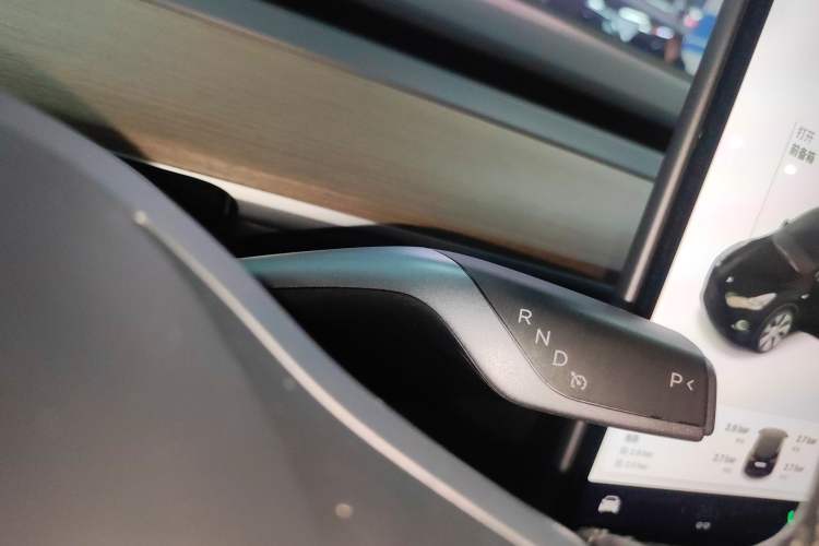 Used Tesla Model Y 2021 Standard Range Rear-Wheel Drive Version
