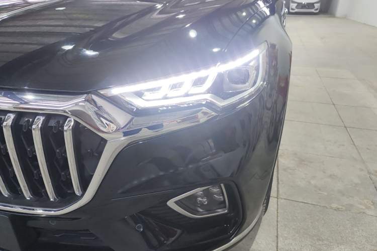 Used Hongqi HS5 2022 Revised Version 2.0T Smart Connect Flagship Edition
