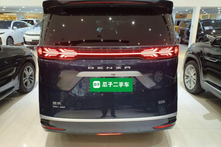 Used Denza D9 2022 DM-i 970 Four-Wheel Drive Flagship Model